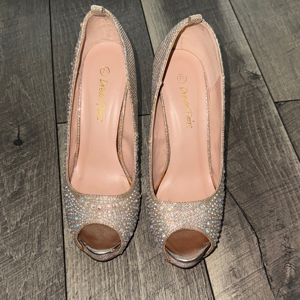 Dream Pairs Women's Sparkling Gold Peep Toe Heels